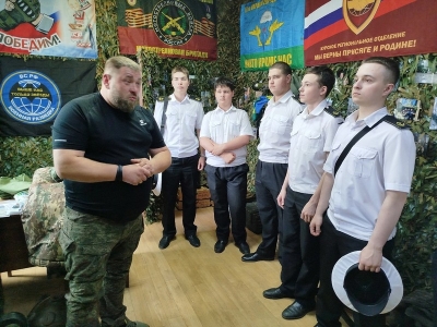 Защитники Родины близко: экскурсия курсантов в музей «Блиндаж»