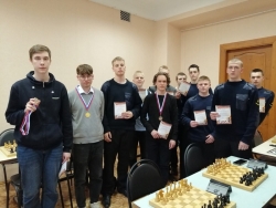 Таранин Александр — сильнейший шахматист Котласского филиала ГУМРФ